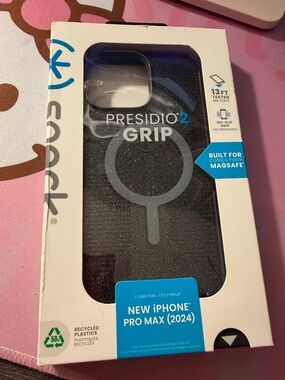 speck Presidio2 Grip Case for New iPhone Pro Max (2024) - Black